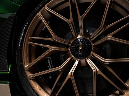 Used 2021 Lamborghini Sian Roadster image 61