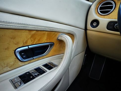 Used 2008 Bentley Continental GT AWD/4WD image 28