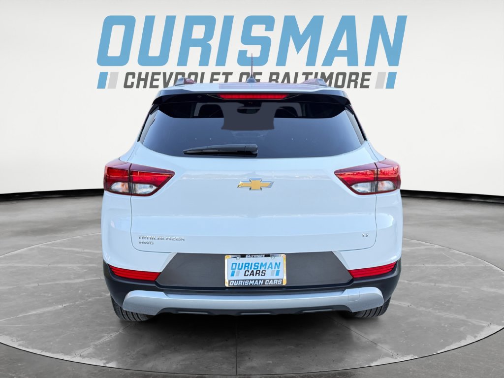 Used 2023 Chevrolet TrailBlazer LT w/ Convenience Package AWD/4WD image 5