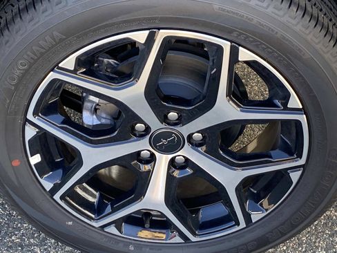 New 2026 Jeep Compass Limited image 6