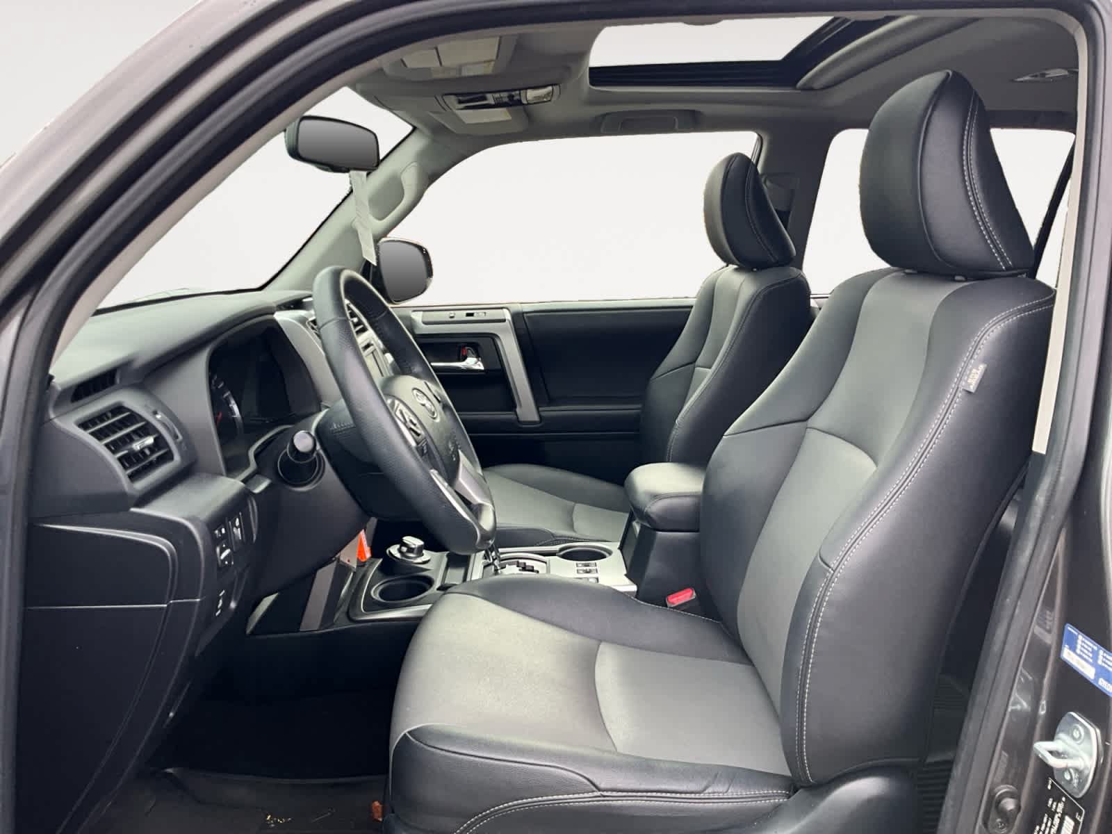 Used 2019 Toyota 4Runner SR5 Premium AWD/4WD image 9