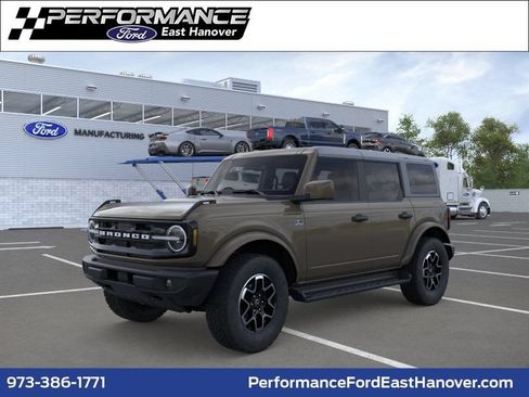 New 2026 Ford Bronco Outer Banks AWD/4WD image 1