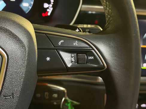 Used 2022 Audi Q3 2.0T Premium w/ Convenience Package image 26