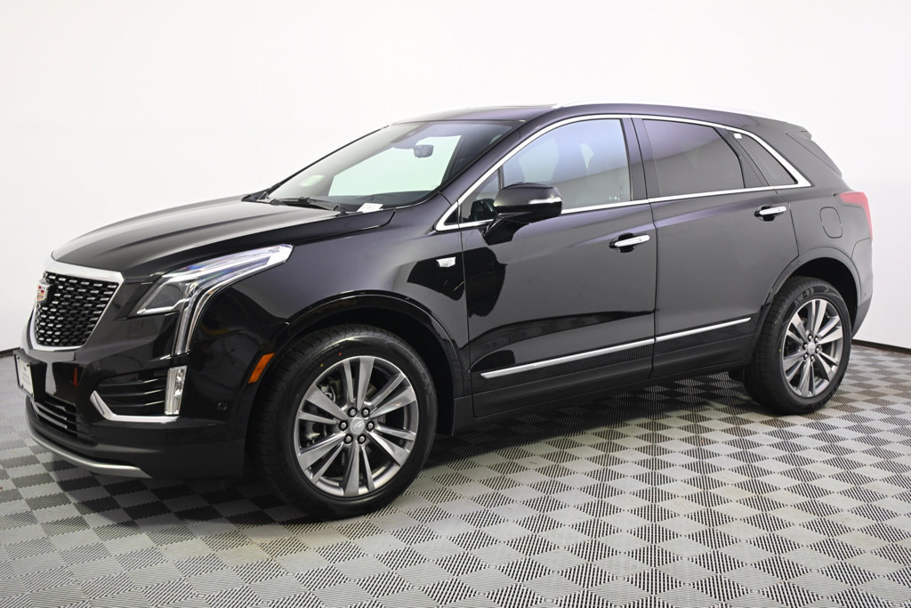 Used 2024 Cadillac XT5 Premium Luxury w/ Platinum Package AWD/4WD image 2