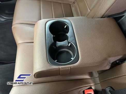 Used 2024 Mercedes-Benz GLE 350 4MATIC image 13