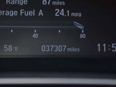 Used 2022 Honda CR-V Touring image 25