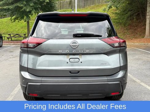 Certified 2025 Nissan Rogue SV AWD/4WD image 7