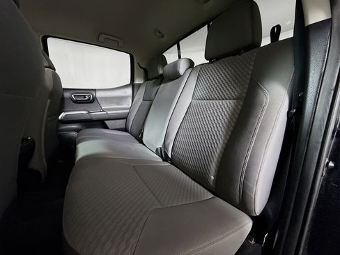 Used 2021 Toyota Tacoma SR5 image 20