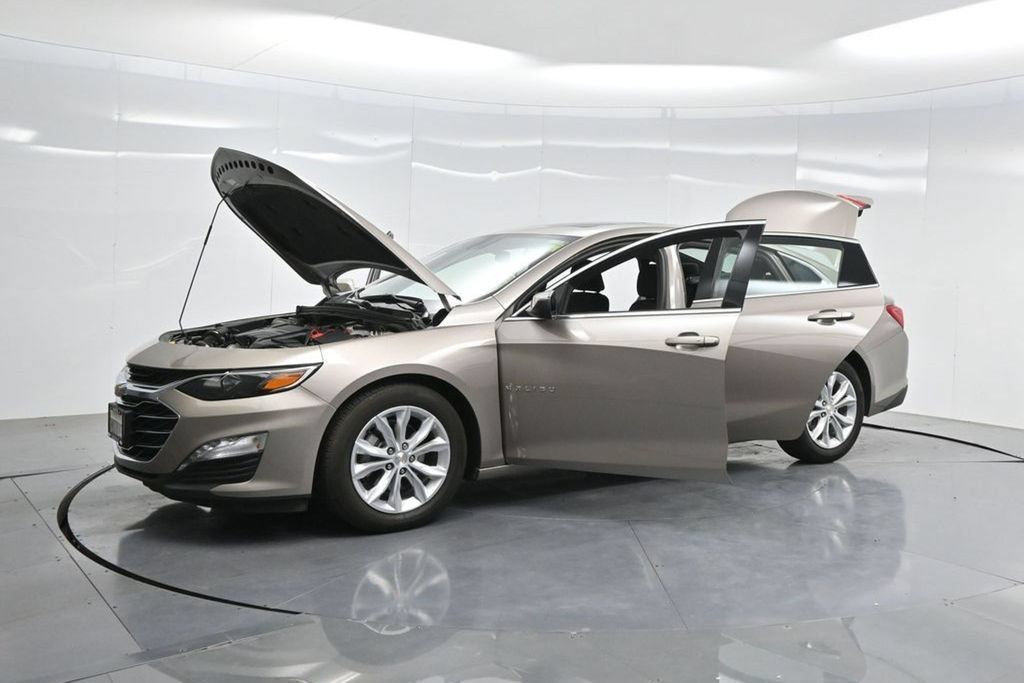 Used 2024 Chevrolet Malibu LT FWD image 34