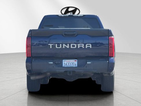 Used 2022 Toyota Tundra SR5 w/ Convenience Package RWD image 4