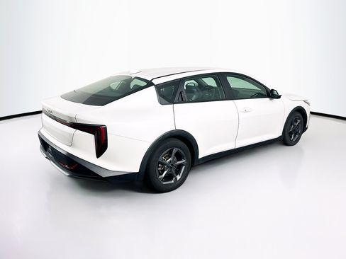 Used 2025 Kia K4 FWD image 9