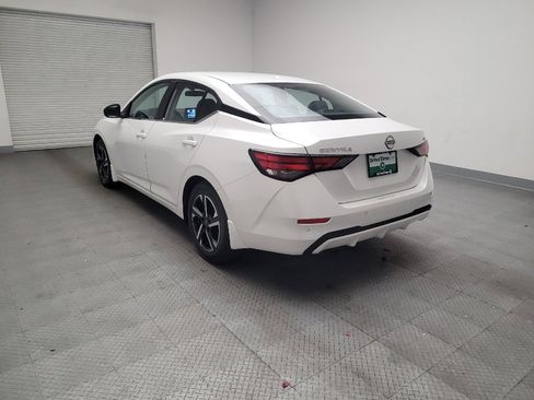 Used 2024 Nissan Sentra SV FWD image 5