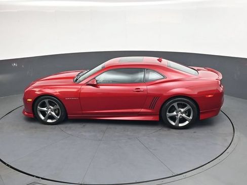 Used 2013 Chevrolet Camaro LT RWD image 25