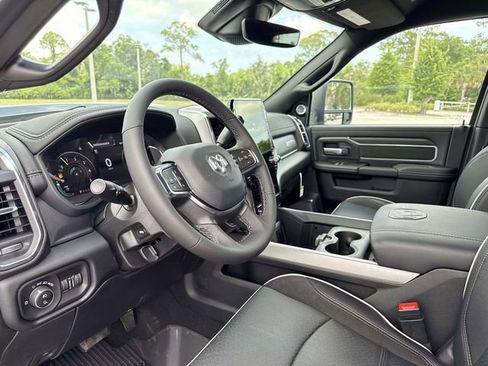 New 2026 RAM 3500 Laramie AWD/4WD image 24