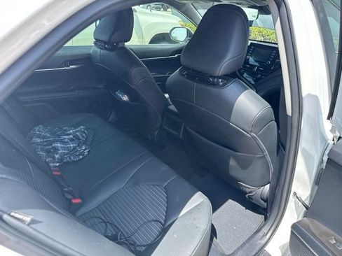 Used 2023 Toyota Camry SE FWD image 18