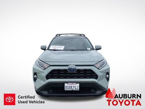 Certified 2021 Toyota RAV4 XLE w/ Convenience Package AWD/4WD image 3