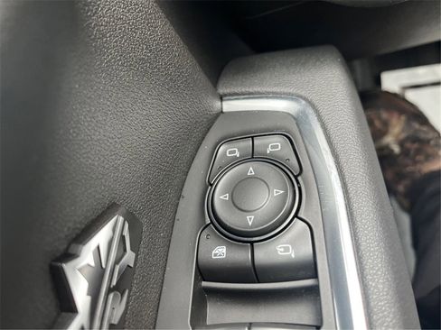 Used 2025 Chevrolet Silverado 1500 High Country image 46