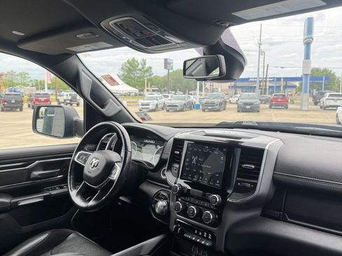 Used 2020 RAM 1500 Laramie w/ Sport Appearance Package AWD/4WD image 13