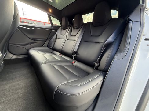 Used 2021 Tesla Model S Long Range image 12