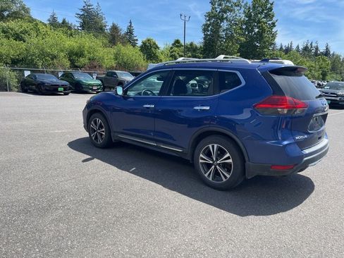 Used 2017 Nissan Rogue SL w/ SL Premium Package FWD image 36