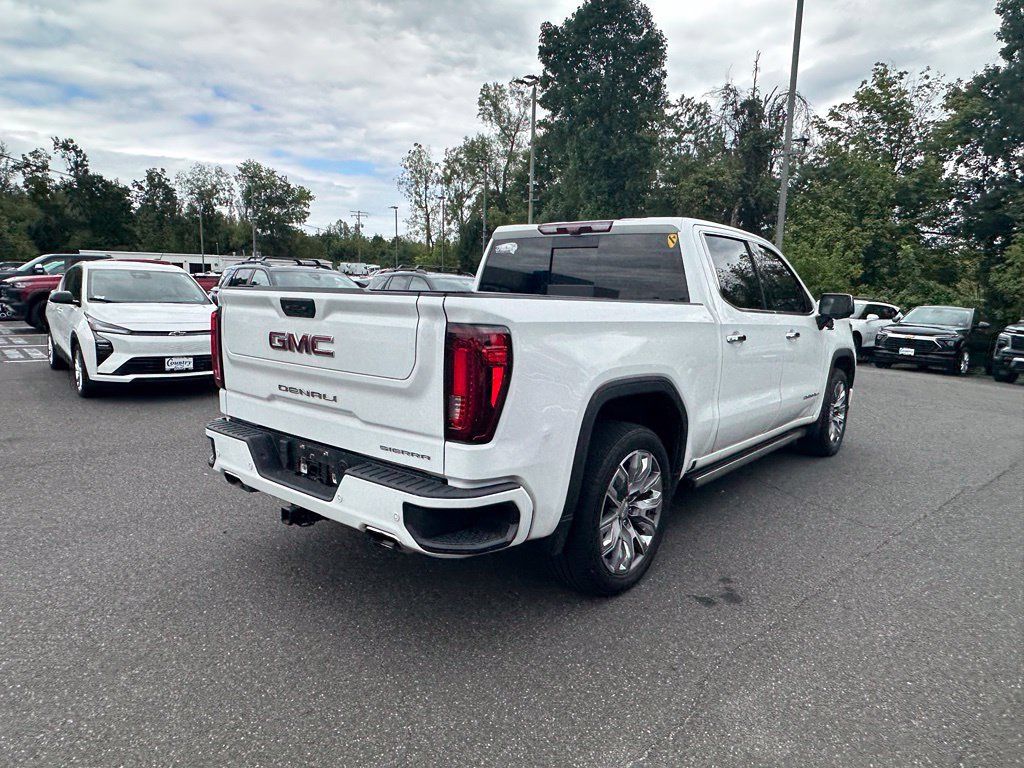 Used 2023 GMC Sierra 1500 Denali w/ Denali Reserve Package AWD/4WD image 7