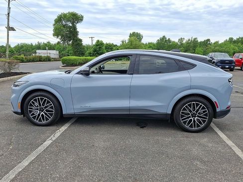 Used 2025 Ford Mustang Mach-E Premium AWD/4WD image 7