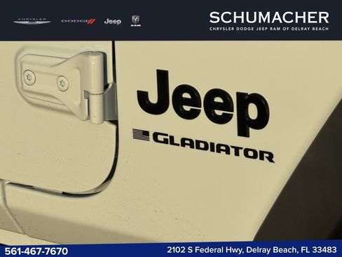 New 2026 Jeep Gladiator Sport AWD/4WD image 10