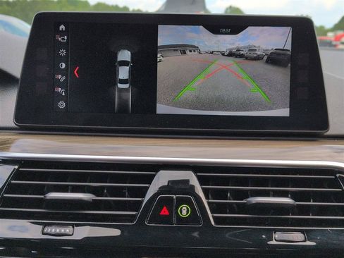 Used 2018 BMW 530i RWD image 24