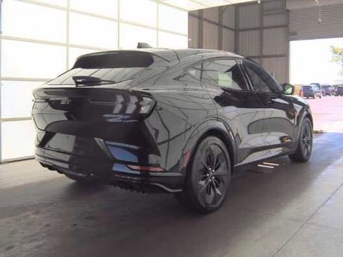 Used 2025 Ford Mustang Mach-E GT AWD/4WD image 7
