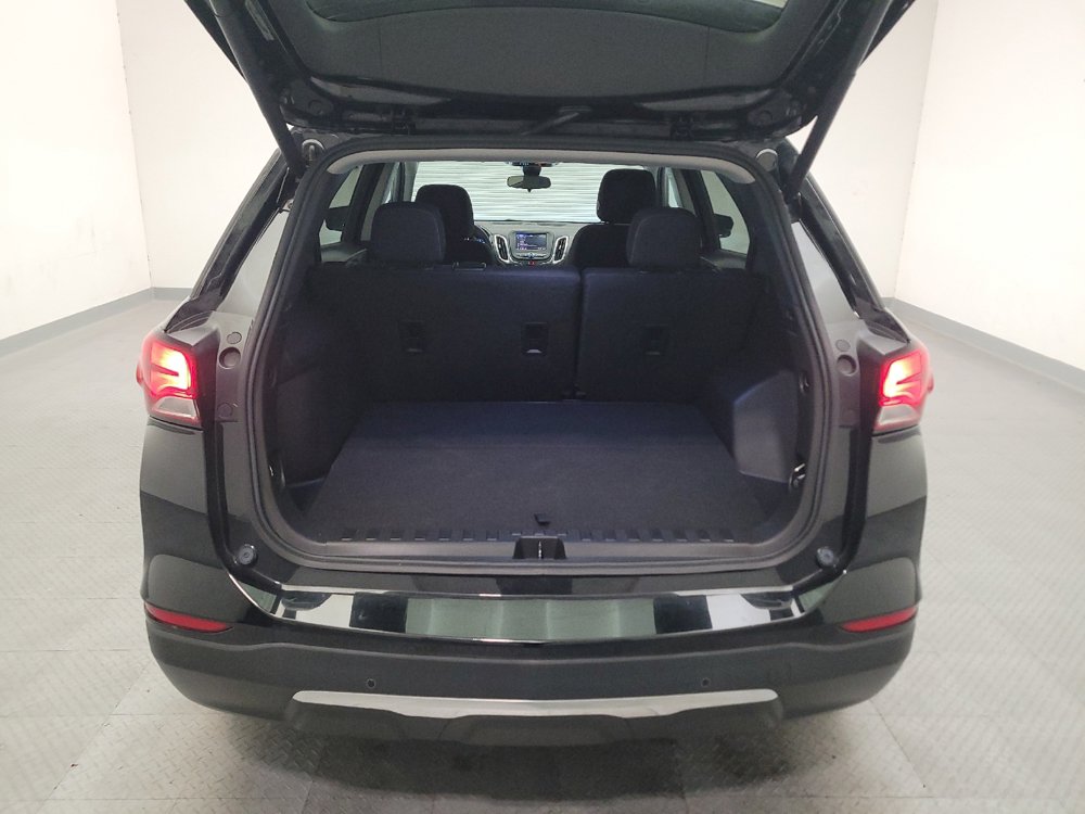 Used 2023 Chevrolet Equinox LT FWD image 29