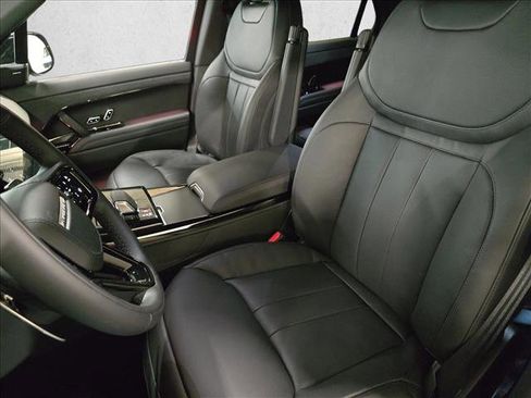 New 2026 Land Rover Range Rover Sport Dynamic SE image 16