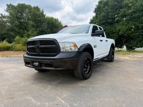 Used 2015 RAM 1500 ST AWD/4WD image 1
