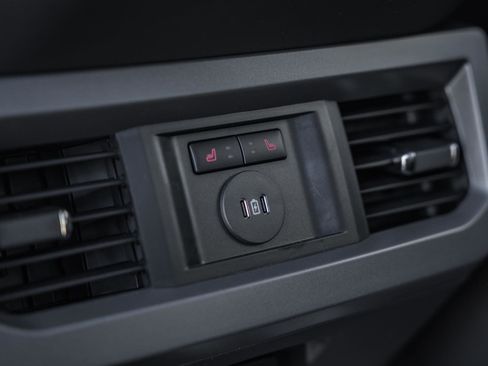 New 2026 Ford F350 Lariat w/ Black Appearance Package image 41