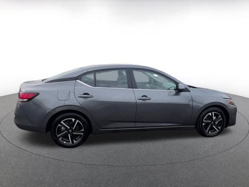 Used 2025 Nissan Sentra SV image 16