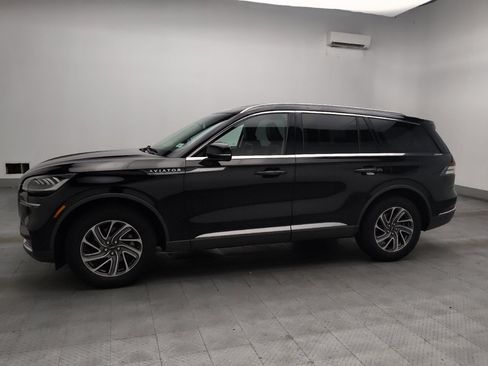 Used 2022 Lincoln Aviator AWD image 2