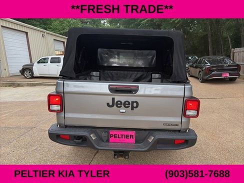 Used 2020 Jeep Gladiator Sport w/ Quick Order Package 24S image 9