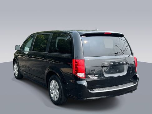 Used 2017 Dodge Grand Caravan SE w/ Power Window Group image 5