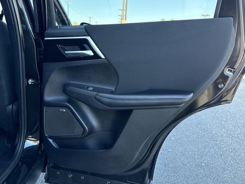 Used 2025 Mitsubishi Outlander ES image 47