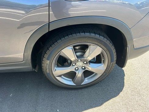 Certified 2020 Honda Passport Touring image 5