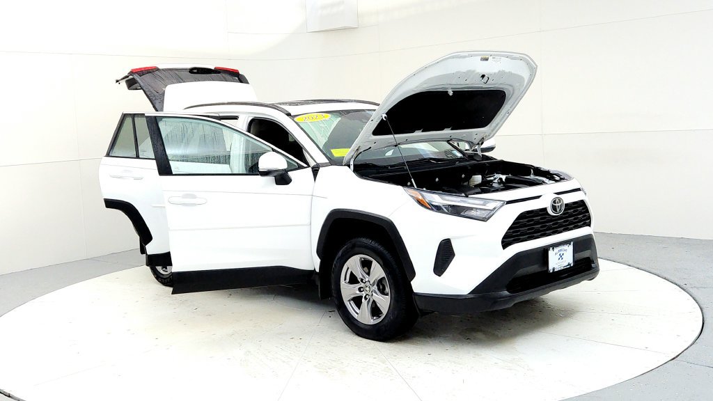 Used 2023 Toyota RAV4 XLE w/ Convenience Package AWD/4WD image 12