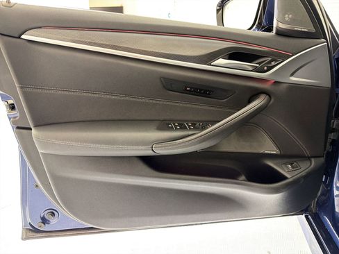 Used 2021 BMW 540i w/ M Sport Package RWD image 21