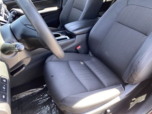 Used 2024 Nissan Altima 2.5 SV FWD image 15