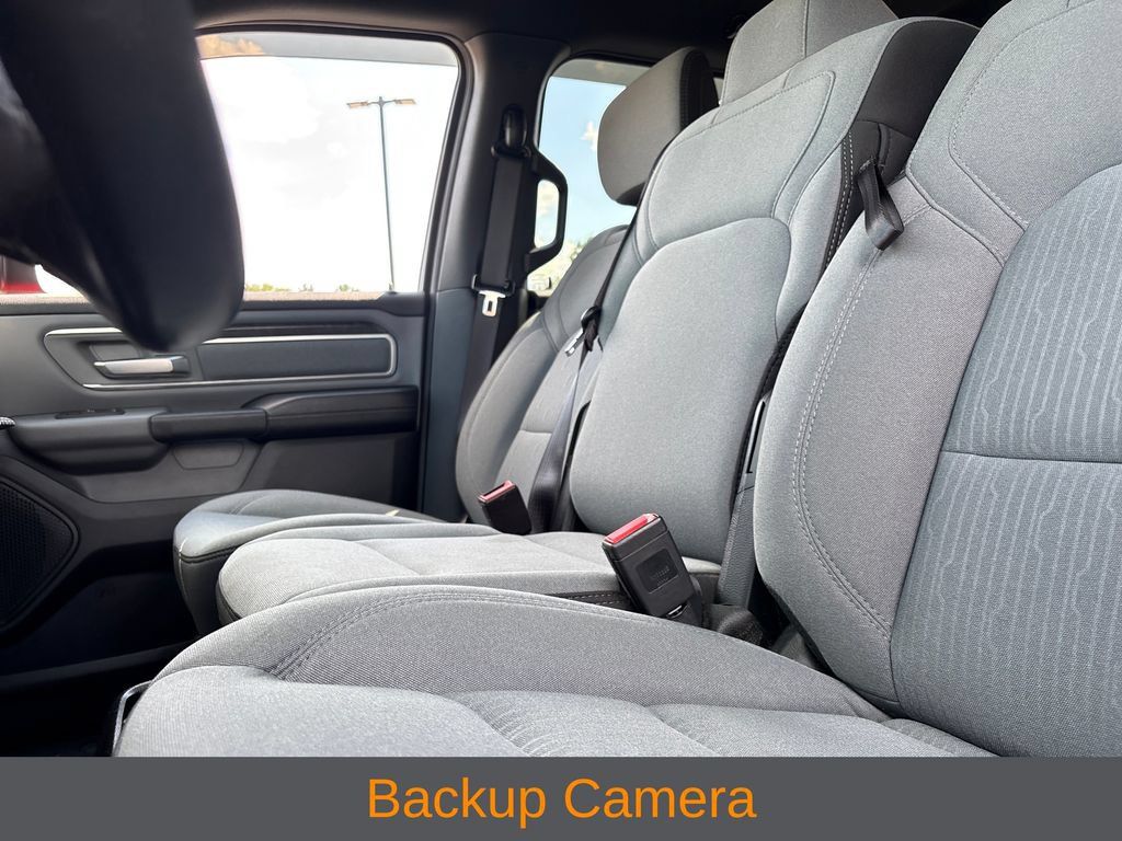 Used 2022 RAM 1500 Big Horn AWD/4WD image 4