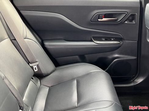 Certified 2025 Toyota Crown AWD/4WD image 15