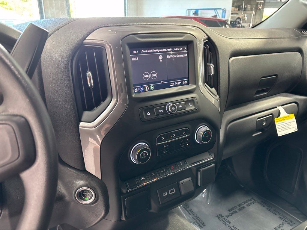 Used 2022 Chevrolet Silverado 1500 Custom AWD/4WD image 15