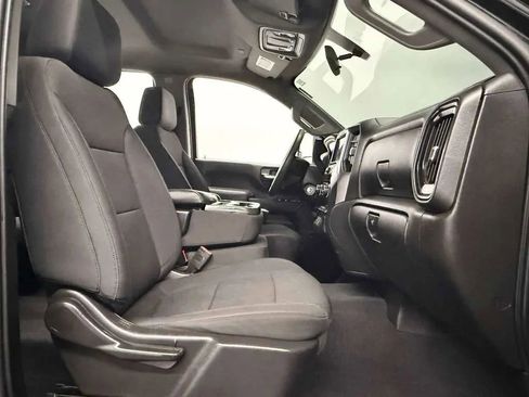Used 2020 Chevrolet Silverado 2500 Custom w/ Custom Convenience Package AWD/4WD image 15