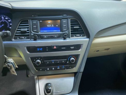 Used 2015 Hyundai Sonata Sport FWD image 16
