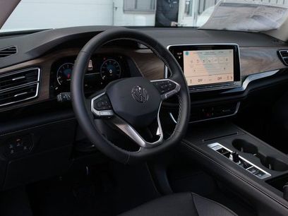 New 2026 Volkswagen Atlas SE