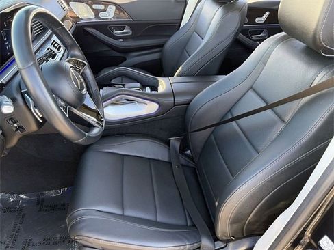 Used 2024 Mercedes-Benz GLS 450 4MATIC image 20