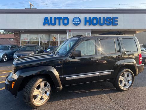 Used 2012 Jeep Liberty Limited Jet w/ Comfort/Convenience Group image 7